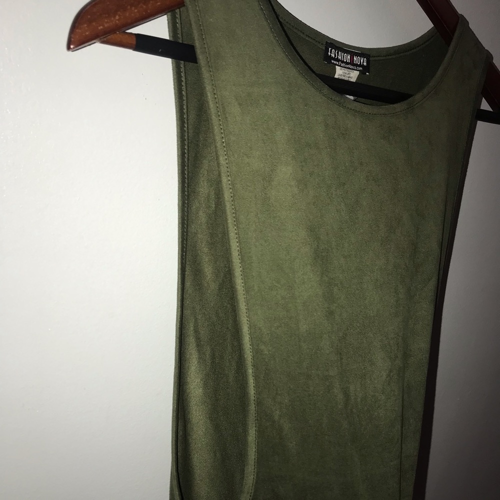 FASHION NOVA DRESS - Picture 3 of 5